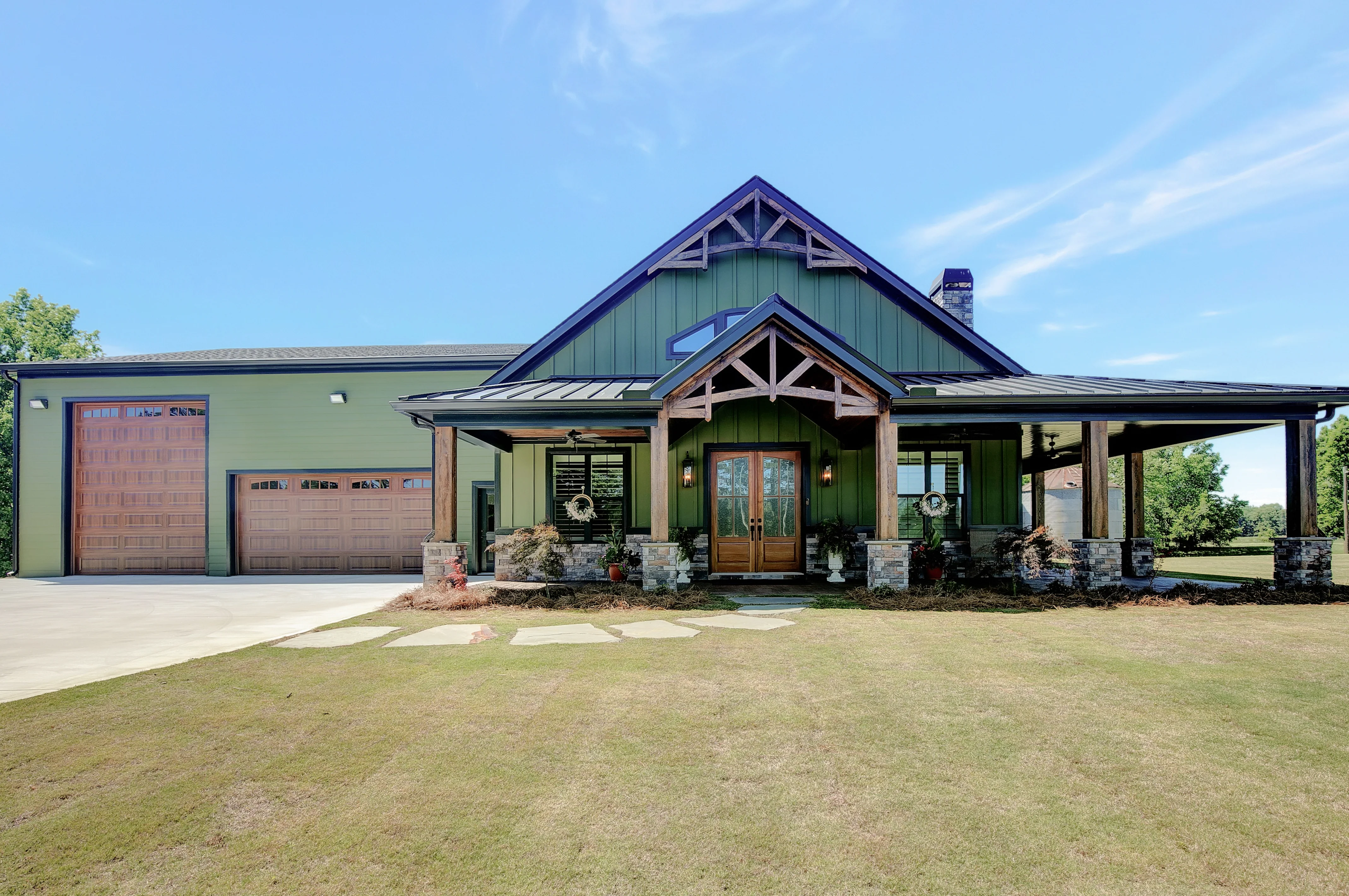 BG-20003-B Fairhaven Barndominium House Plan - Image 13
