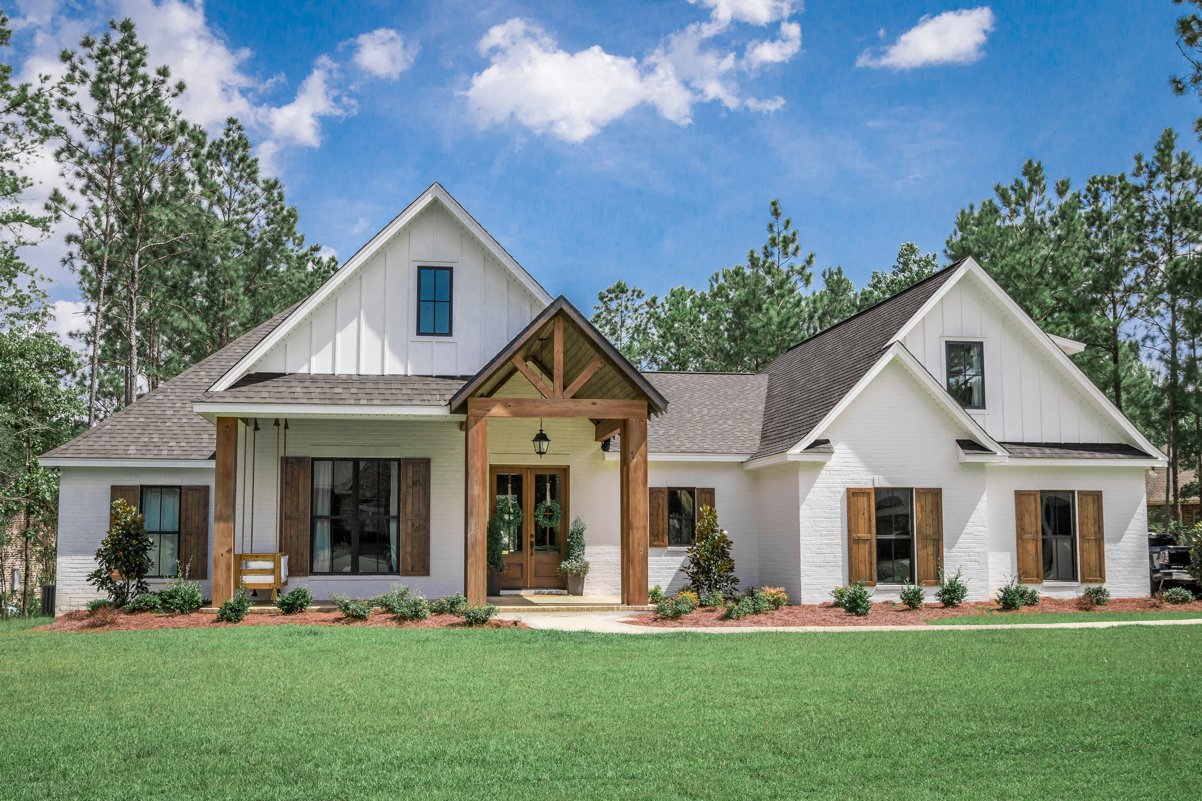 HPZ-26009 Patrick Farmhouse Plan